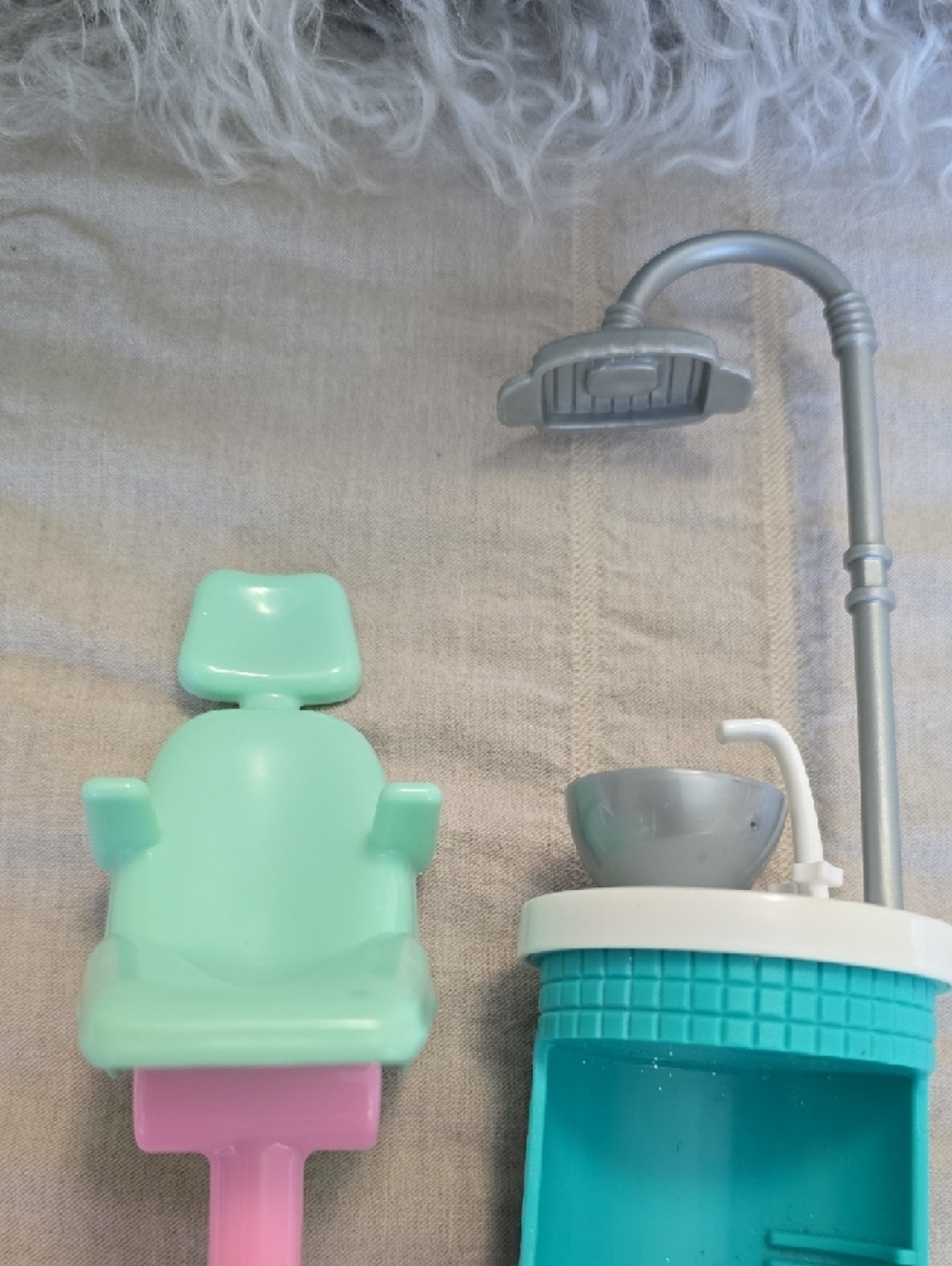 2015 Mattel Barbie Careers Dentist Replacement Table Sink Chair - Picture 8 of 8